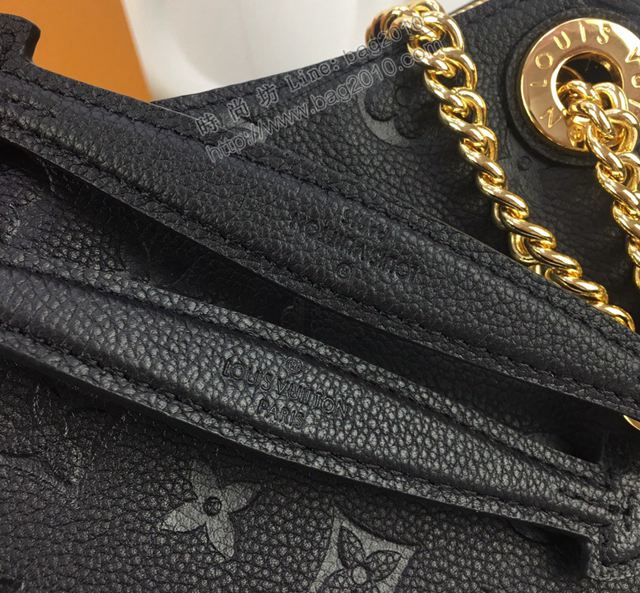 LV包 lv女包 Surene BB手袋 同色Monogram印花 金色鏈式手柄 LV新款鏈條包 LV肩背包  ydh3432